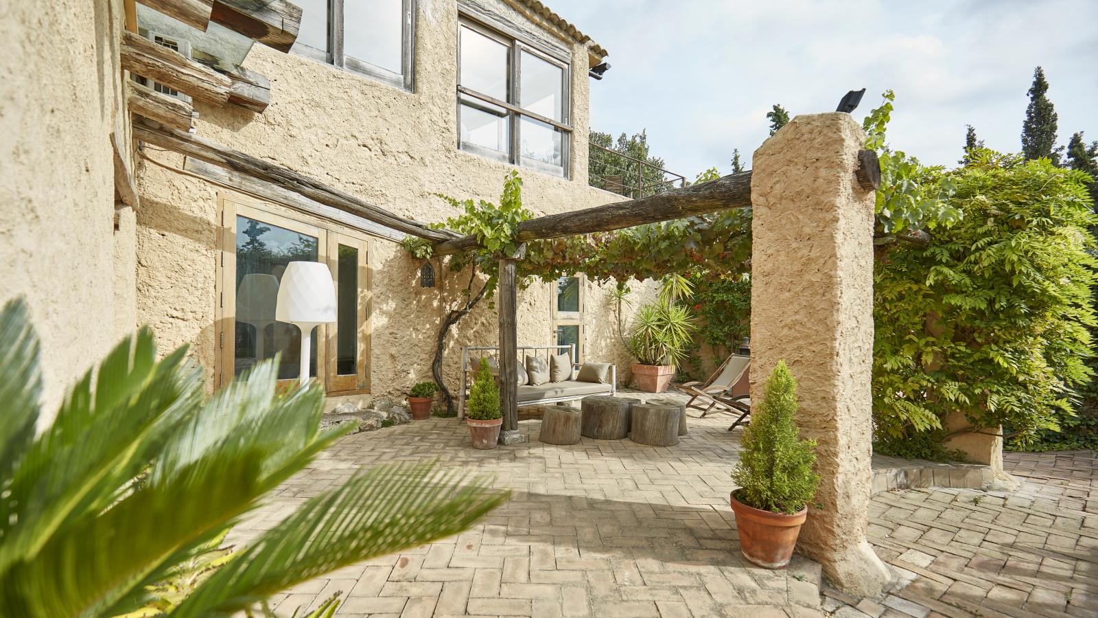 5 Unexpected Mediterranean Patio Transformations in 2024. 1 5 Unexpected Mediterranean Patio Transformations in 2024.