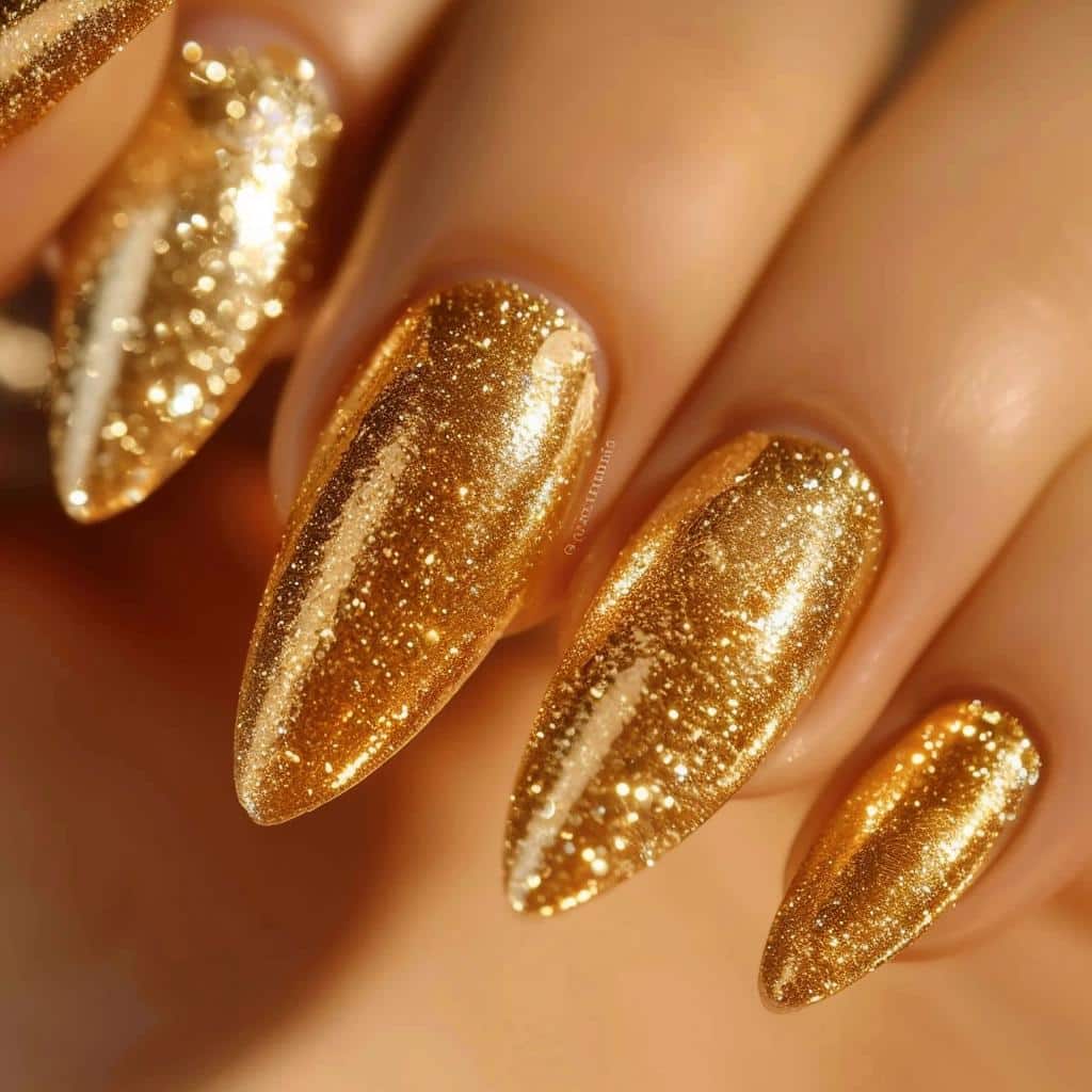 GOLDEN NAILS: THE SURPRISING DISCOVERY THAT WILL TRANSFORM YOUR BEAUTY ROUTINE. 2 GOLDEN NAILS: THE SURPRISING DISCOVERY THAT WILL TRANSFORM YOUR BEAUTY ROUTINE.