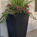 floral-decor-trends-2024-secrets-porch-engage-guests