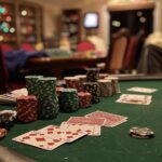 How to Play Poker: A Comprehensive Guide for Beginners