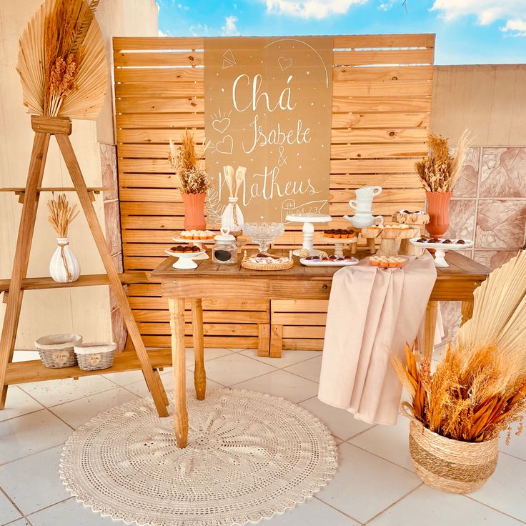 Enchanting Rustic Bridal Shower Ideas for a Memorable Celebration. 4 Table decoration with natural elements