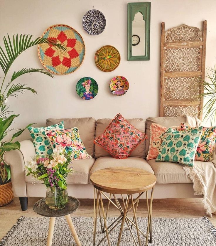 Transform Your Space with Meaningful Emotional Decoration Ideas. 6 Décor with medals