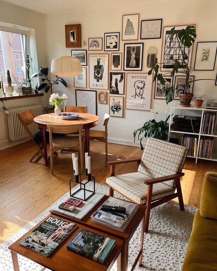 Timeless Charm: Vintage Movies Transforming Your Decor Aesthetics. 9 Space with vintage elements