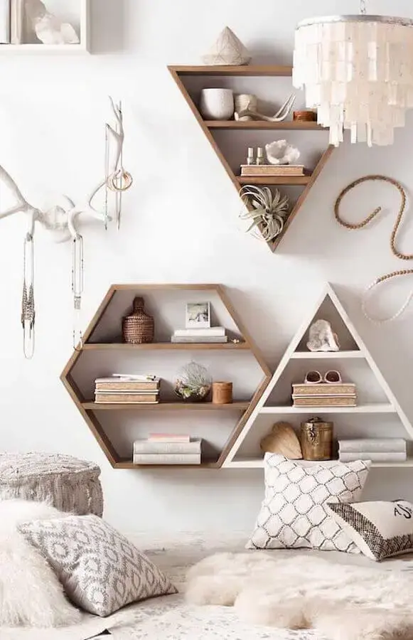 Transform Your Space with 150 Inspiring Decor Ideas. 7 Home decoration tips with niches in various shapes – Photo Mauricio Gebara Arquitetura