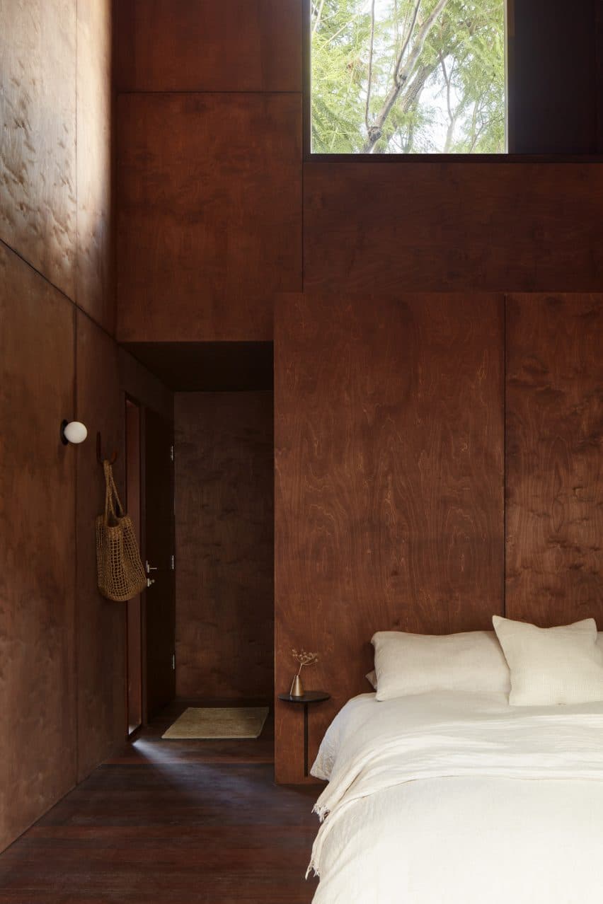Shadow House, Australia, by Grotto Studio