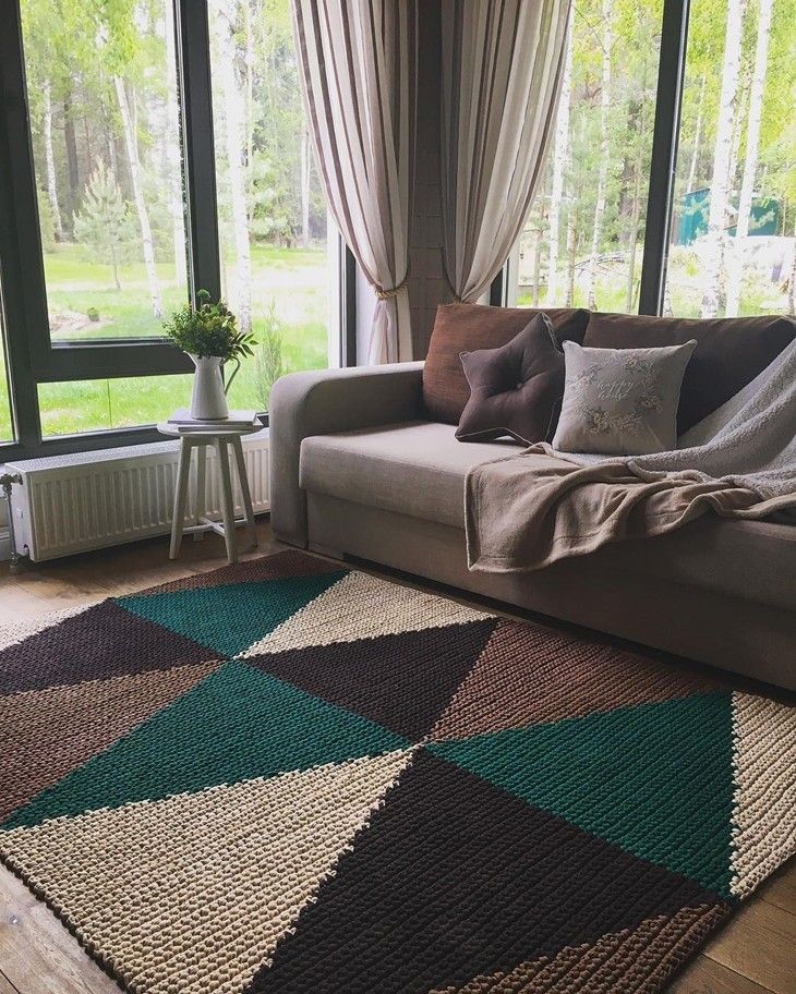 Vibrant Rugs That Transform Your Home Décor Effortlessly. 3 Room with geometric shaped rug