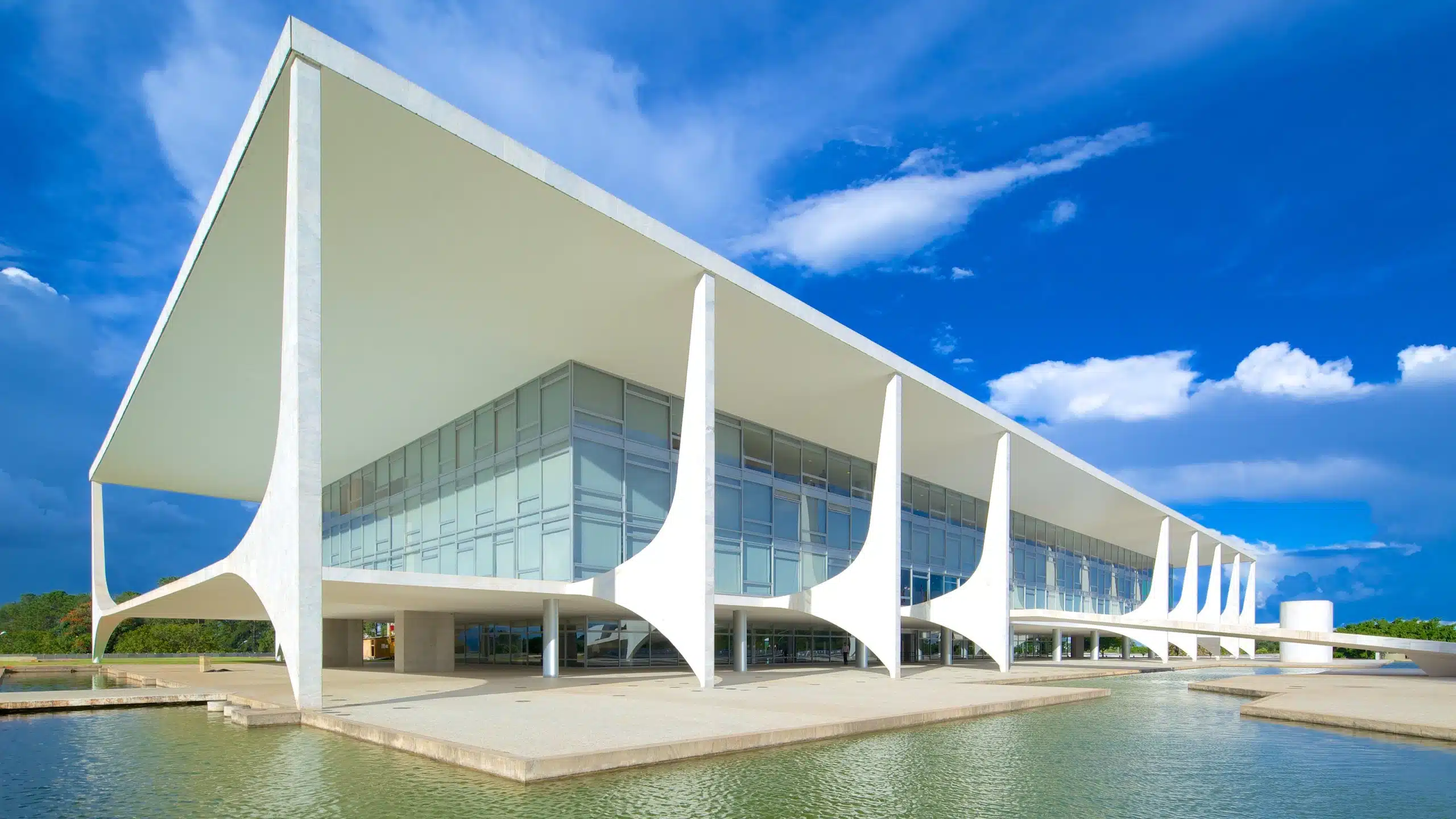 Imagem da capa do Prêmio Pritzker, um dos mais importantes prêmios da arquitetura.