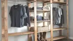 foto de guarda roupa de pallet