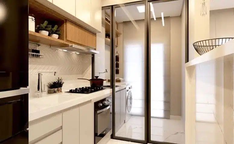 The Essential Glass Divider for Organizing Your Spaces 3 A divisória de vidro ajuda a organizar ambientes.
