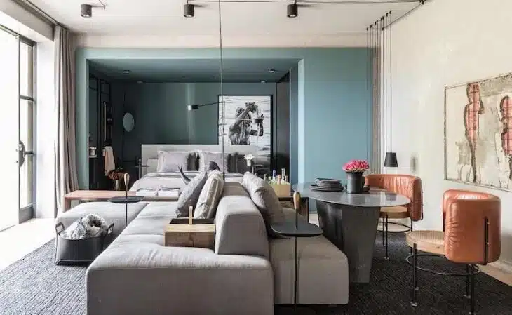 Open Concept Design: 25 Photos and Tips to Enhance Your Space 2 Integração de ambientes em um projeto com área social compartilhada.