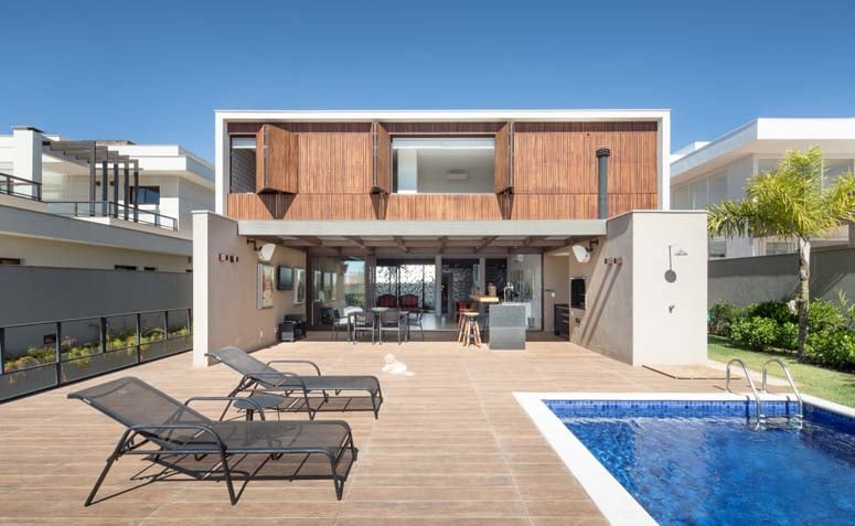 Piso para piscina, tipos e cuidados essenciais para aproveitar ao máximo.
