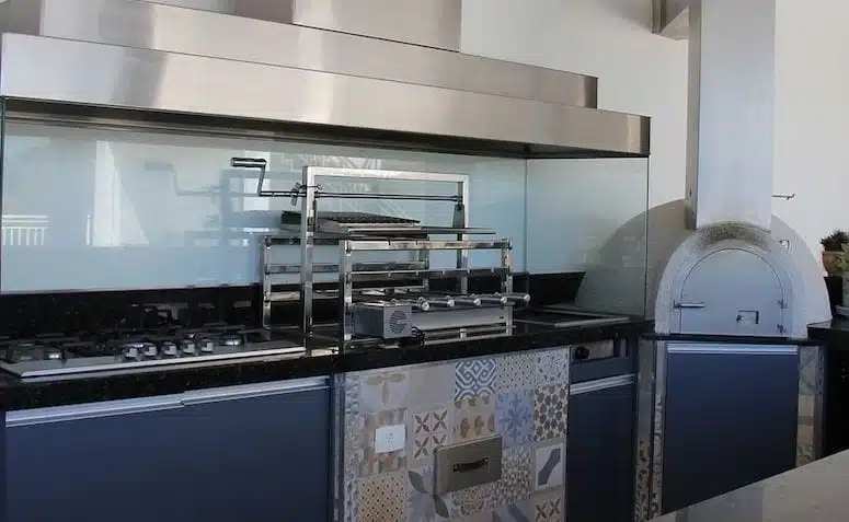Inspiring BBQ Space Designs: 70 Gorgeous Finishes for Your Grill Area 2 Revestimento para churrasqueira