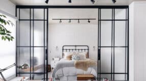 Porta francesa: 40 modelos cheios de charme para a sua casa
