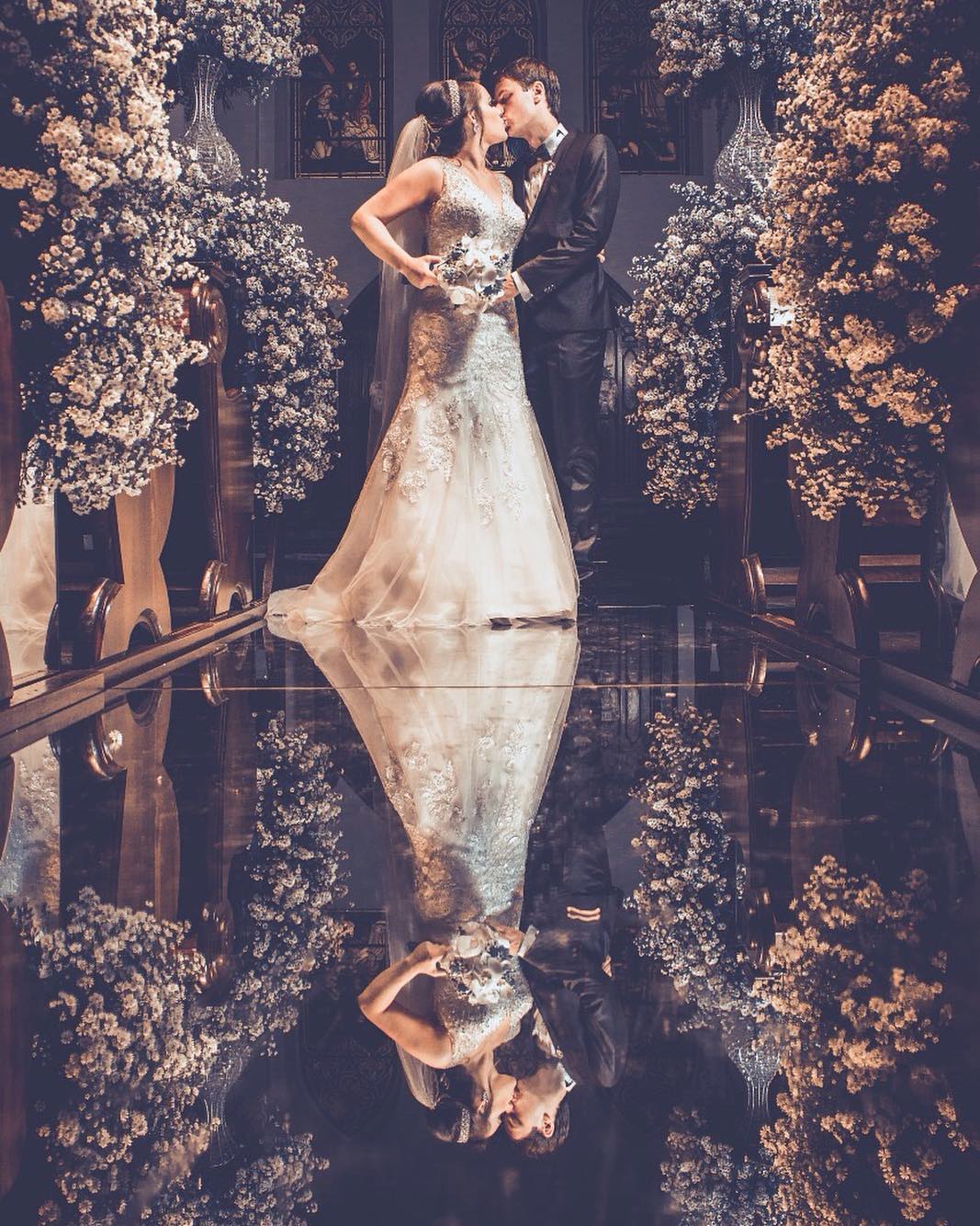 Wedding Decoration: 90 Ideas to Brighten Your Big Day 10 FLORES BRANCAS DÃO UM SHOW DE DELICADEZA