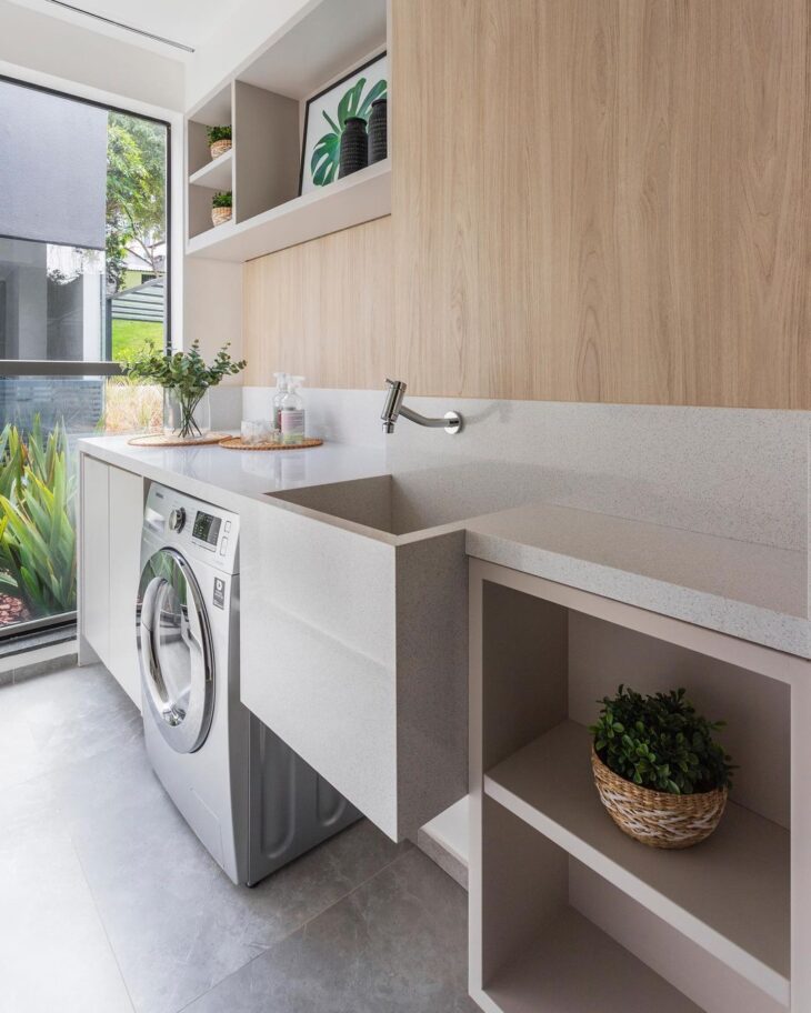 40 External Laundry Ideas to Transform Your Service Area 5 Foto de lavanderia externa 1 com uma escolha estética e prática.