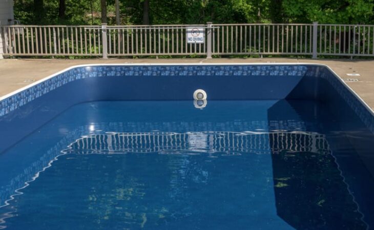Imagem de revestimento de vinil para piscina.