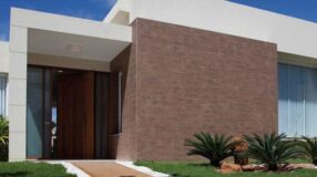 Ambiente com piso fulget trazendo sofisticação e simplicidade.