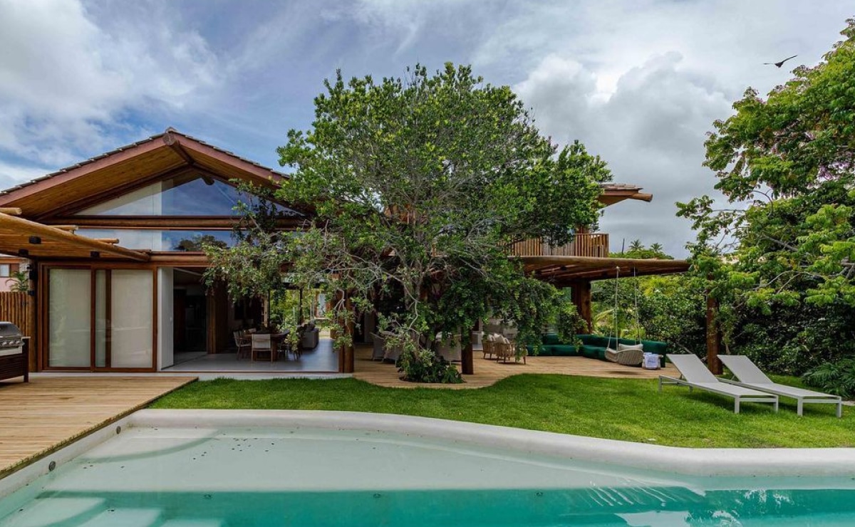 85 Rustic to Modern Country House Designs for Your Perfect Retreat 3 A casa de campo é uma residência construída em um terreno rural, normalmente mais afastado da cidade.