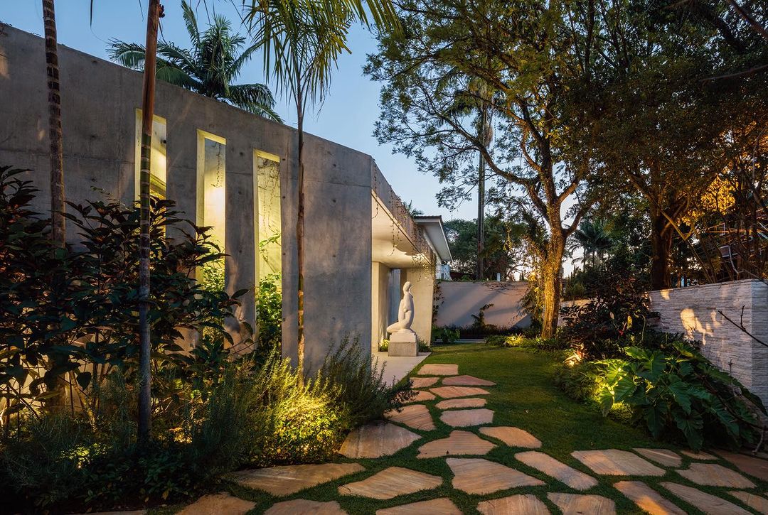 30 Ideas to Use Mineira Stone for Your Home Design 2 Um acabamento interessante para paredes.