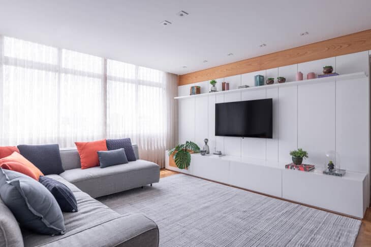 55 Stylish TV Stands for Spacious Living Rooms 2 Modelo de rack elegante e amplo