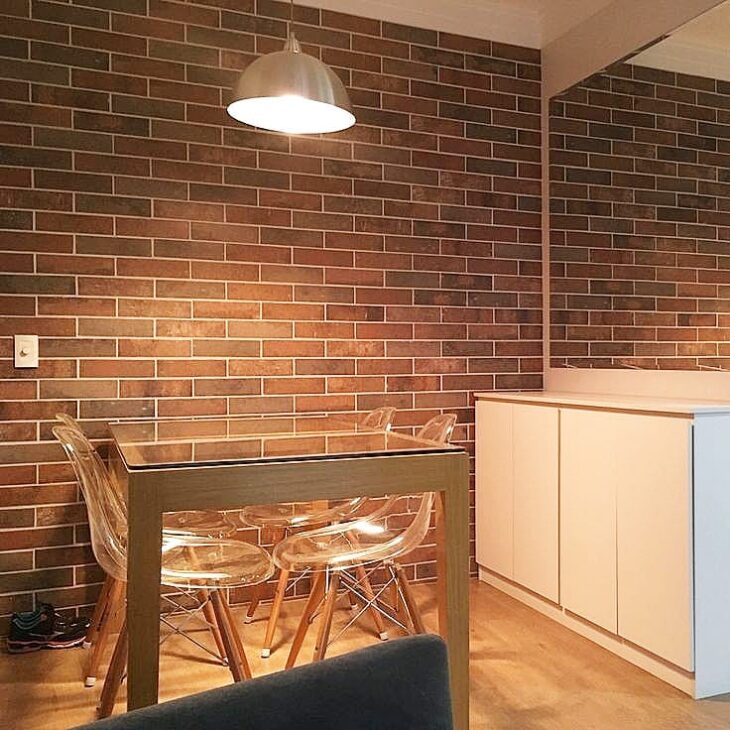 Sustainable Building: The Benefits and Drawbacks of Eco-Friendly Bricks 2 Cantinho decorado com tijolo ecológico