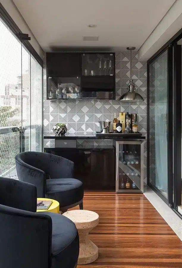 Bar em casa, na varanda gourmet.