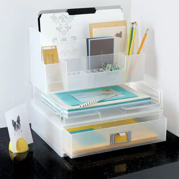 6 Tips for Designing and Decorating Your Home Office: From Paint to Furniture 2 Decorar home office, gaveteiro de plástico para mesa