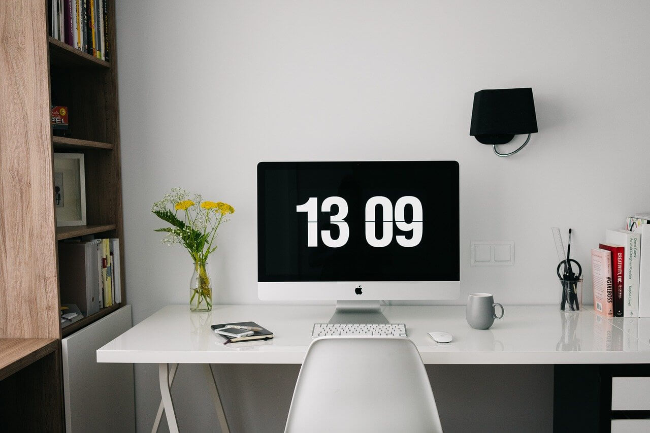 Understanding Property Registration: Its Importance and How to Verify it 9 home office com elementos de arquitetura e decoração