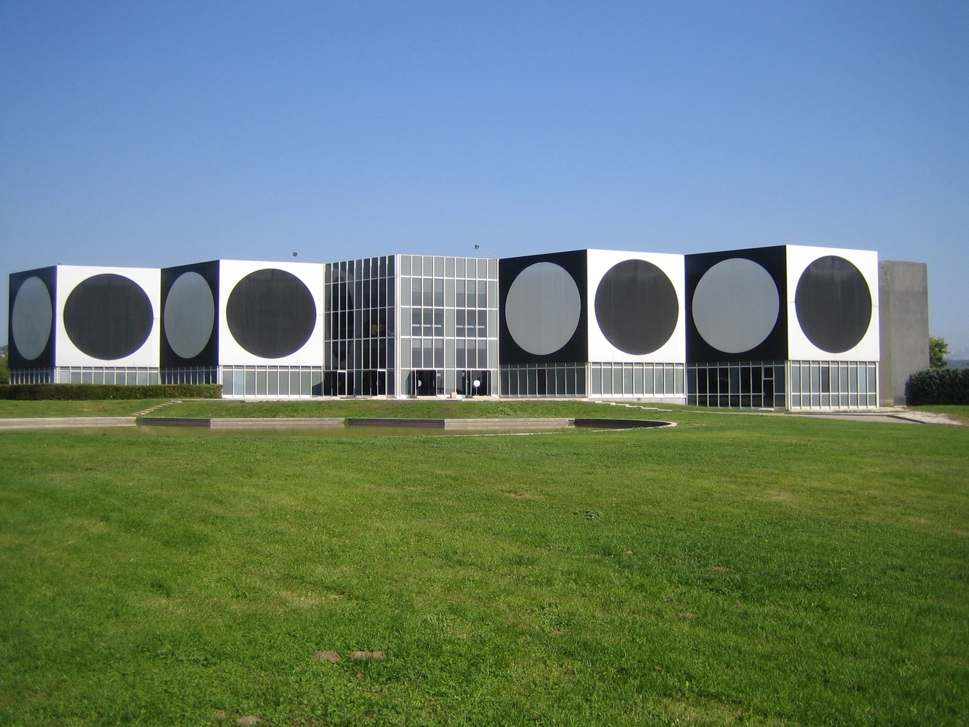 Fundação Vasarely está no roteiro do Coletivo Criativo Provence (Foto: Creando)
