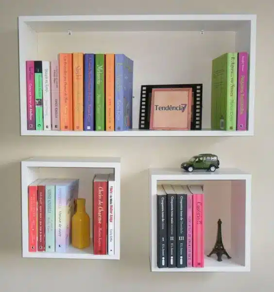 9 Beautiful Bookends to Enhance Your Home Decor 9 Nichos decorativos para guardar livros e objetos.