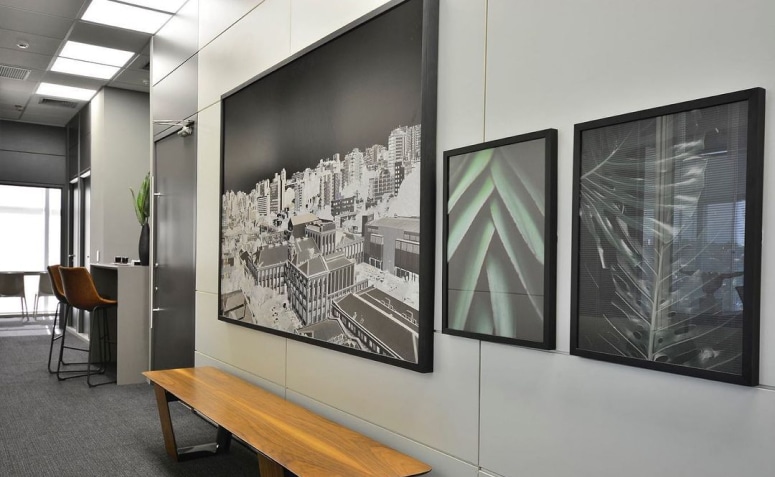 55 Elegant Corridor Frames to Enrich Your Home Decor 3 55 fotos de quadros para corredor que decoram seu lar com elegância