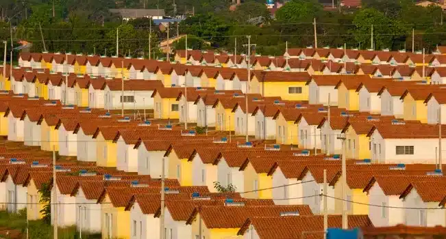 Vista panorâmica de um empreendimento do Minha Casa Minha Vida.