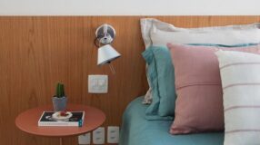 40 ideias de arandela para quarto que vão iluminar seu dormitório.