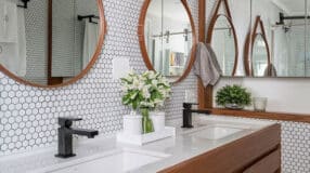 Proposição de azulejos para banheiro com design diferenciado.
