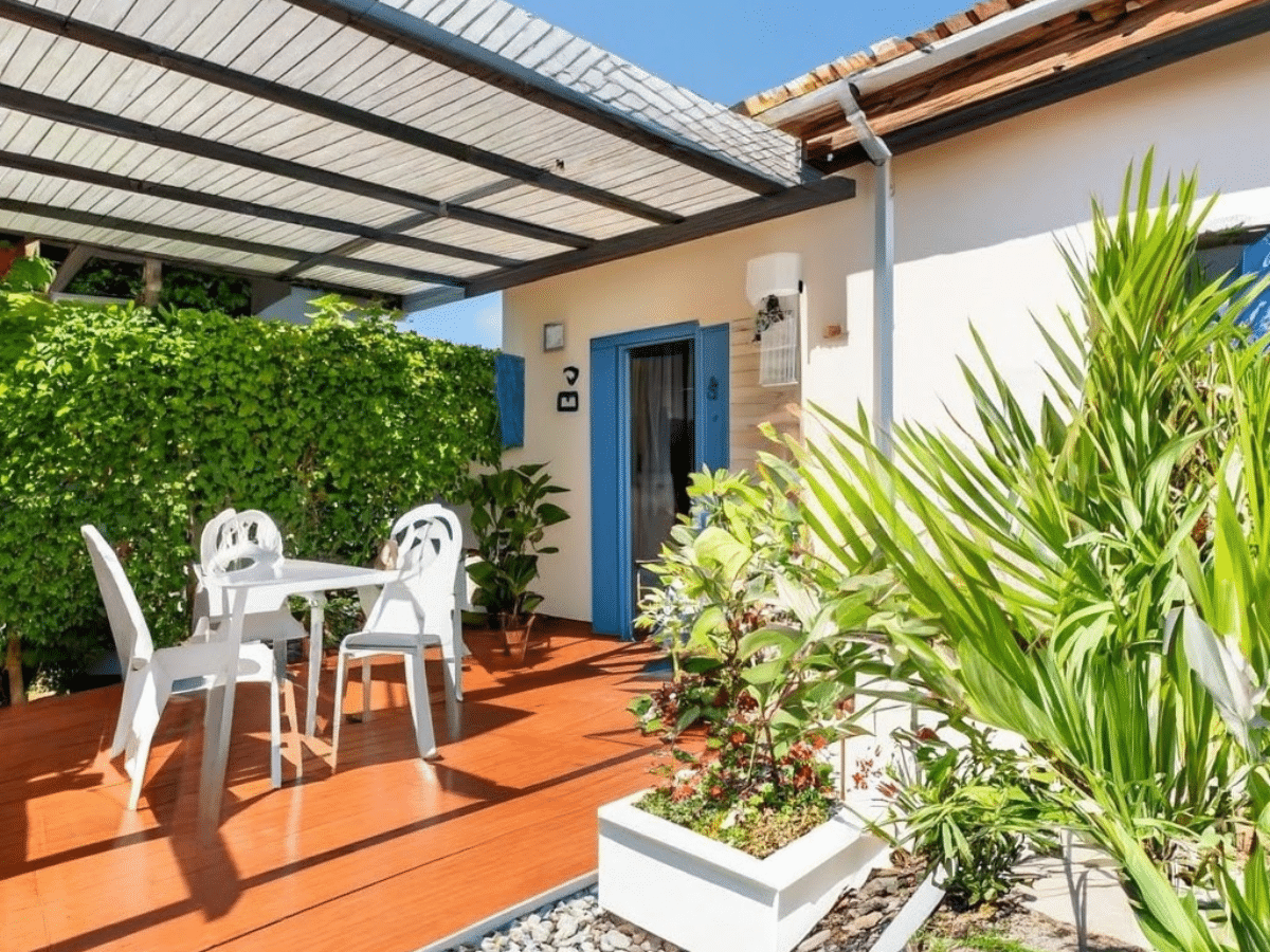 Deck para jardim coberto