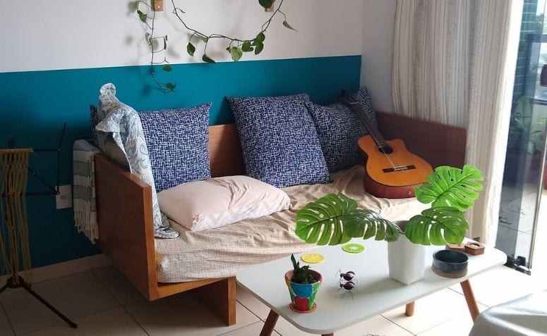 Modelo de sofá rústico
