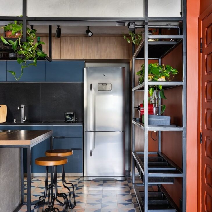 Discover 30 Amazing Kitchen Shelves to Organize and Transform Your Kitchen Décor! 7 Foto de estante para cozinha 3
