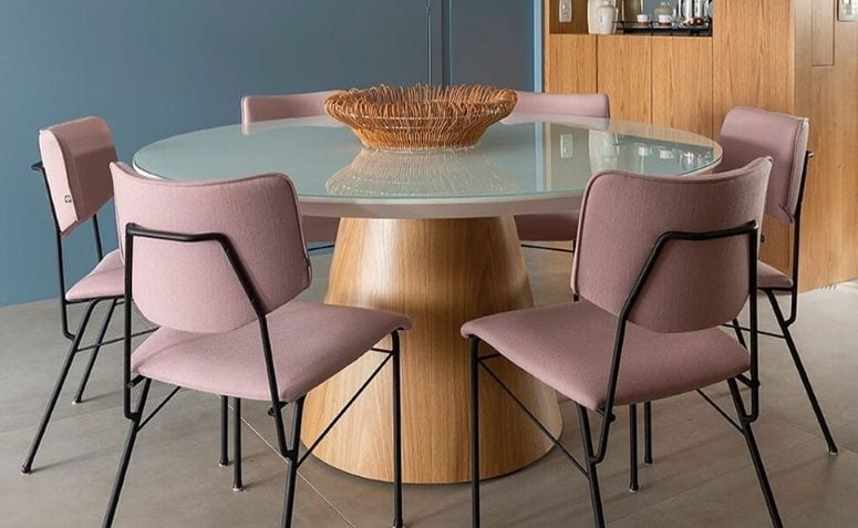 MESA REDONDA DE VIDRO: 66 MANEIRAS DE USAR NA SUA DECORAÇÃO 3 muitas variações de tampo e base, adaptando-se a qualquer ambiente