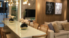 Espelho para sala de jantar que agrega elegância.