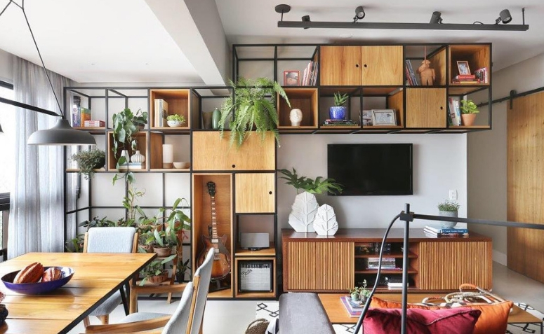 Nichos para sala são perfeitos para organizar itens decorativos.